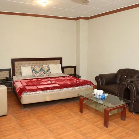 Hotel Pace Inn Multan Luaran gambar