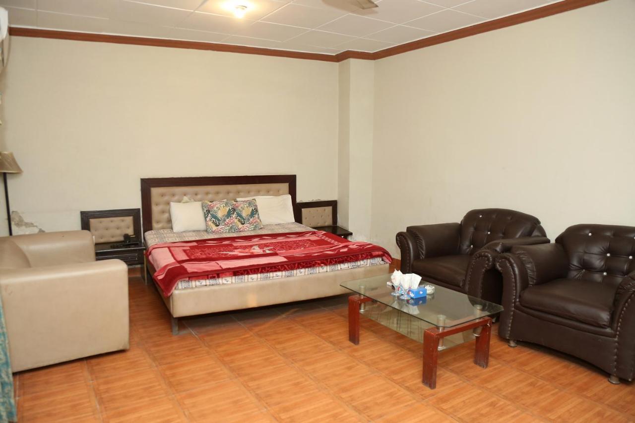 Hotel Pace Inn Multan Luaran gambar