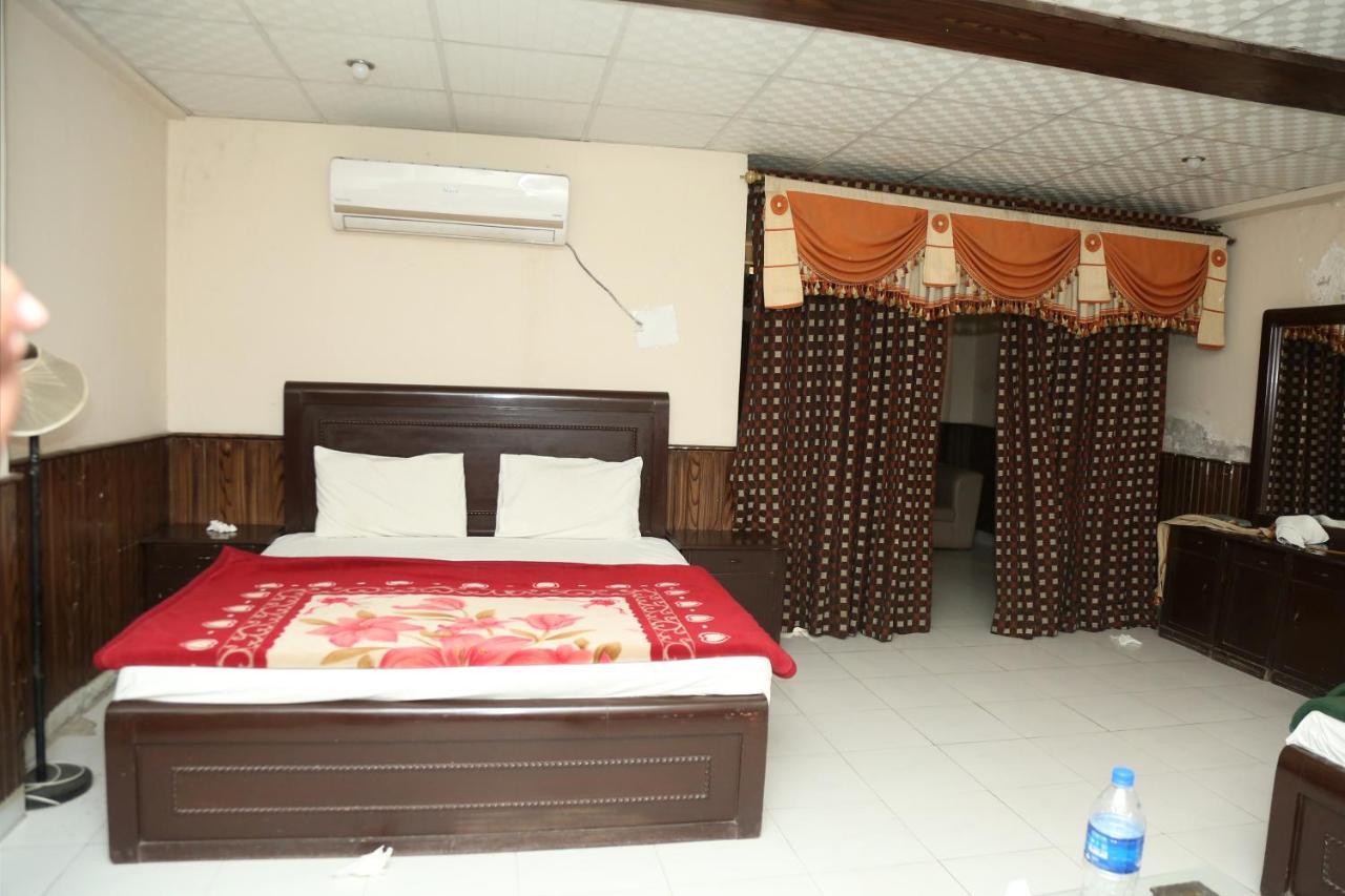 Hotel Pace Inn Multan Luaran gambar