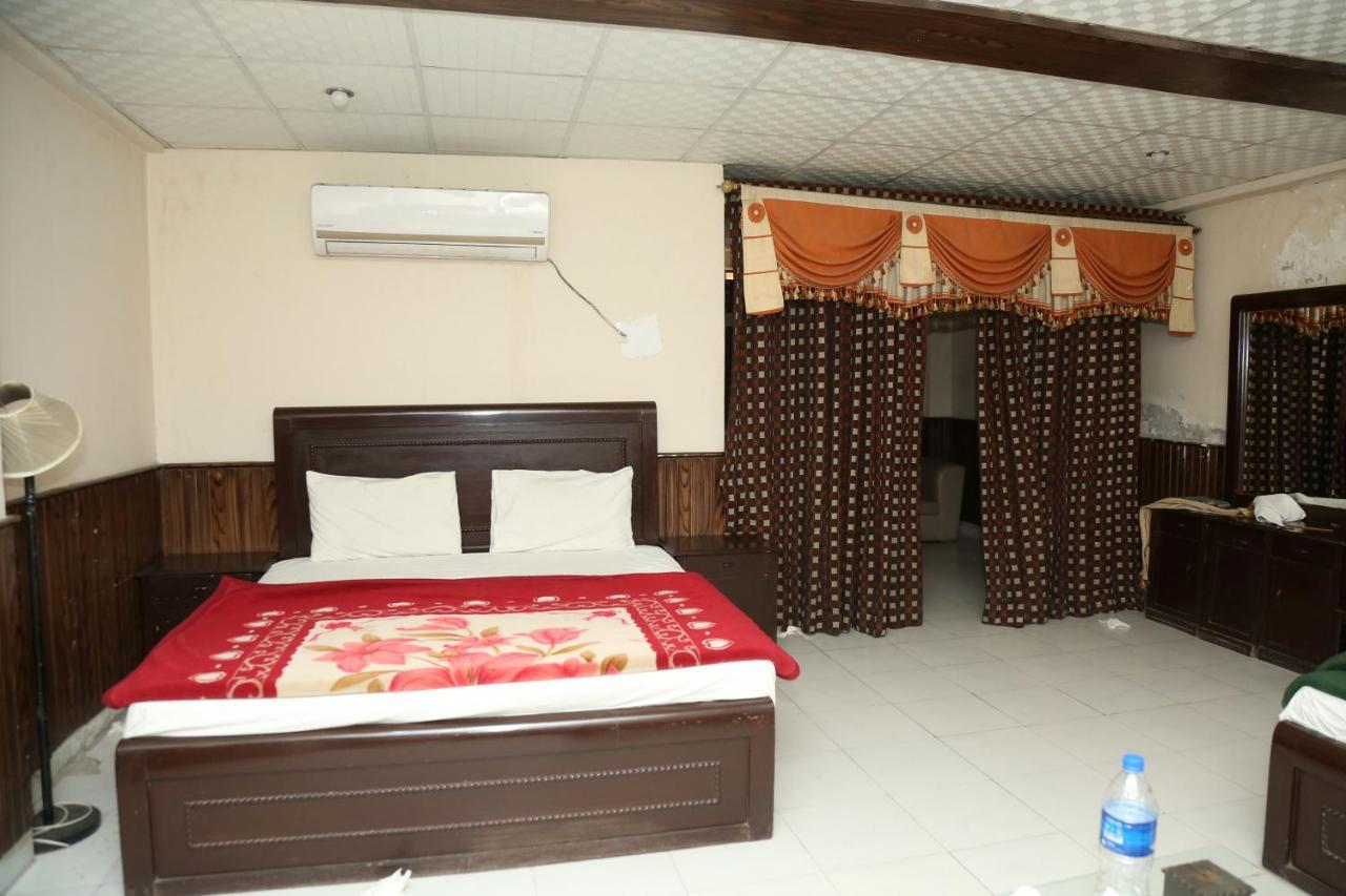 Hotel Pace Inn Multan Luaran gambar